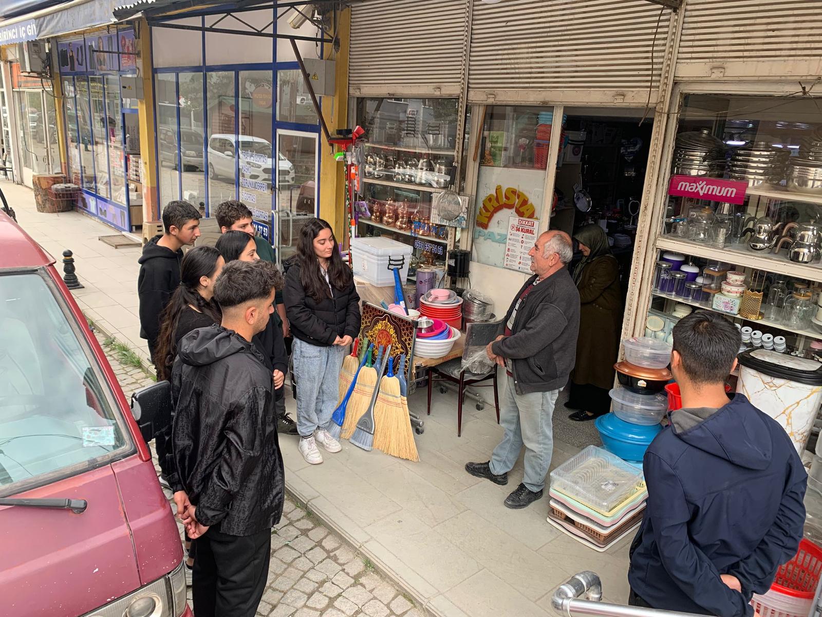 Genç AR-GE ve ÇEDES İş Birliğiyle Değerler Eğitimine Güçlü Katkı: Ardanuç İskender Paşa ÇPAL