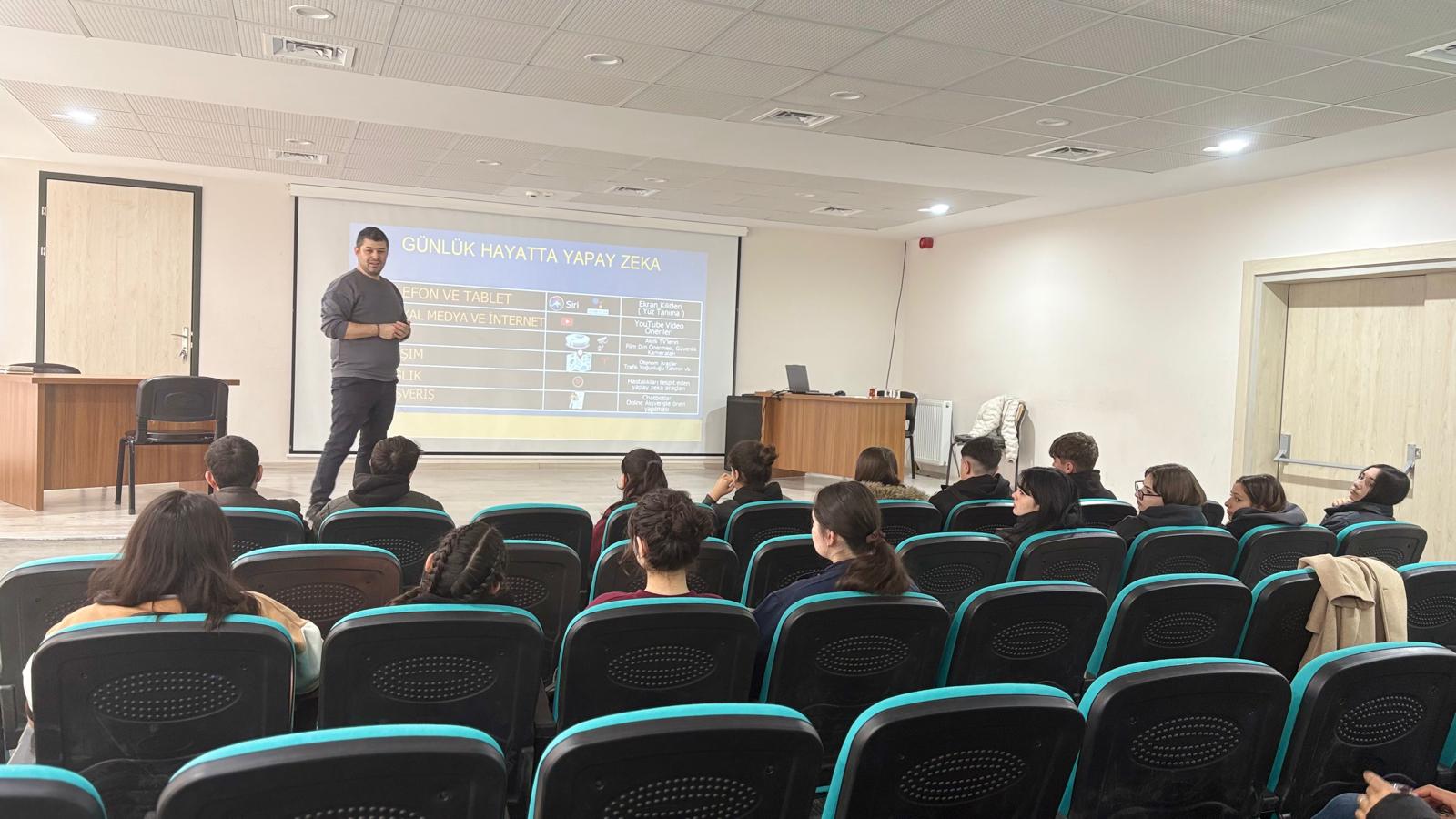 YATAĞAN GENÇ AR-GE ''Yapay Zekâya İlk Adım'' ATÖLYESİ