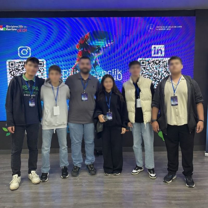 Dijital Gençlik Hackathonuna Katılım