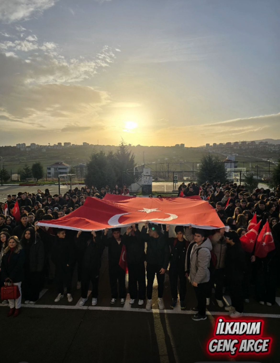 Bayrakla Birlik Günü