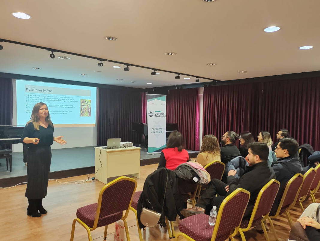 Eskişehir’de Edebiyat Rüzgarı: Öğretmen Akademileri’nde Kültürel Miras Buluşması