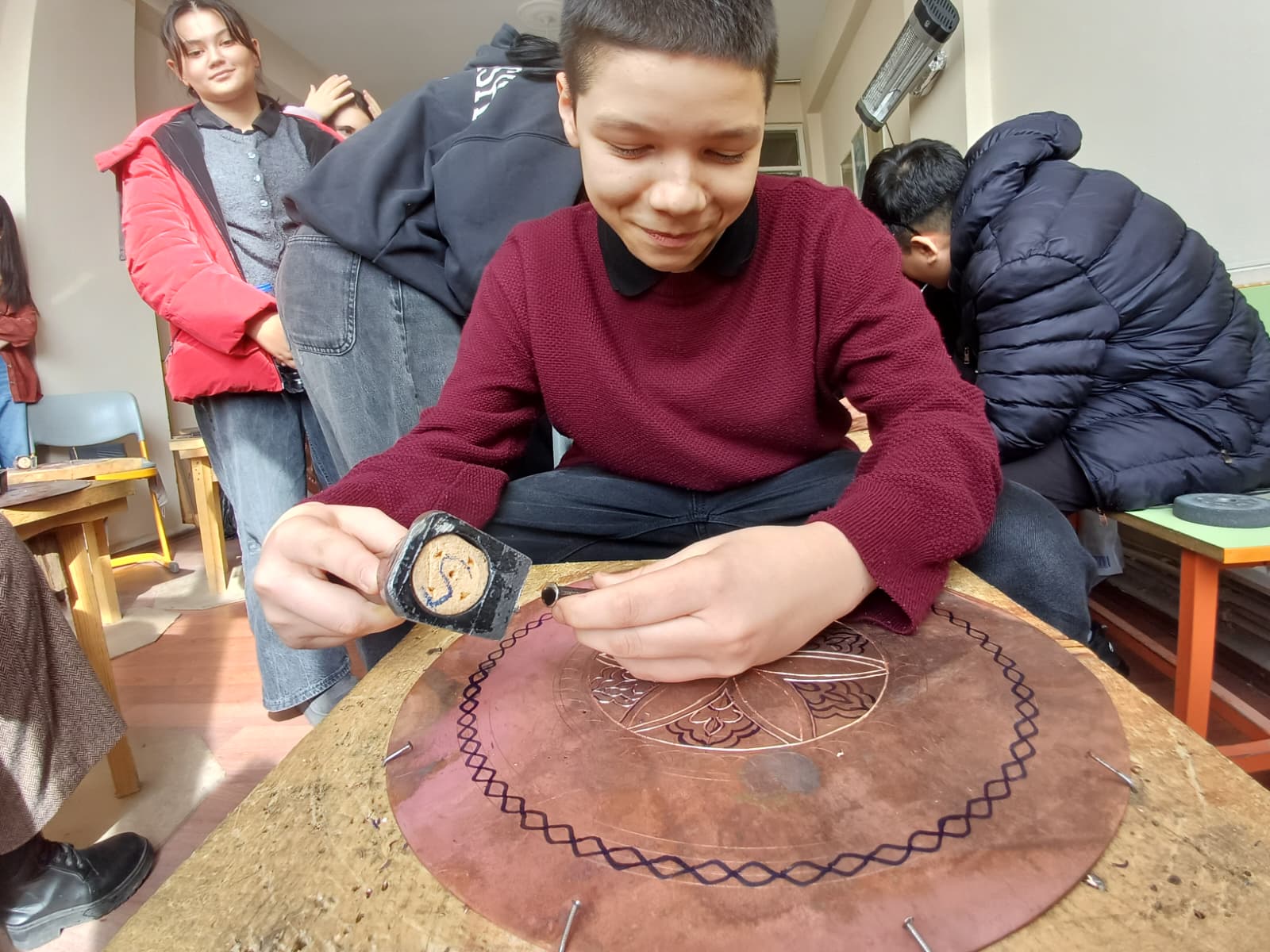 KAVAKLIDERE GENÇ AR-GE YEREL EL SANATLARI ''BAKIRCILIK'' ATÖLYESİ