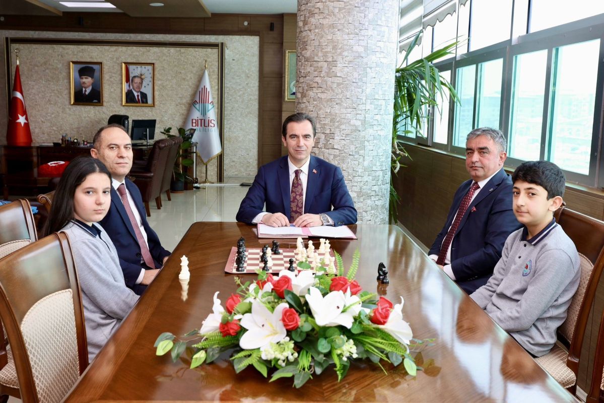 GENÇ AR—GE NEFERLERİ İÇİN SATRANÇ YOLCULUĞU BAŞLIYOR