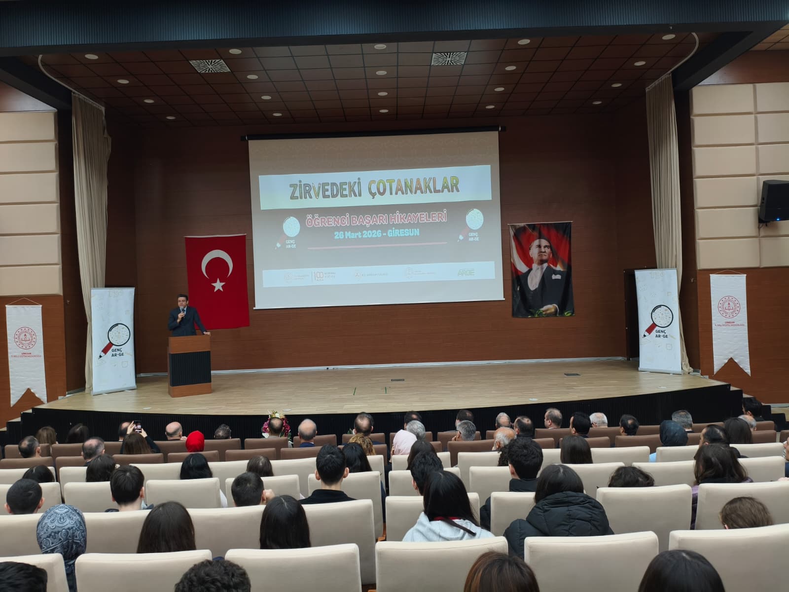 Genç AR-GE Zirvedeki Çotanaklar Programı Büyük Coşkuyla Gerçekleştirildi