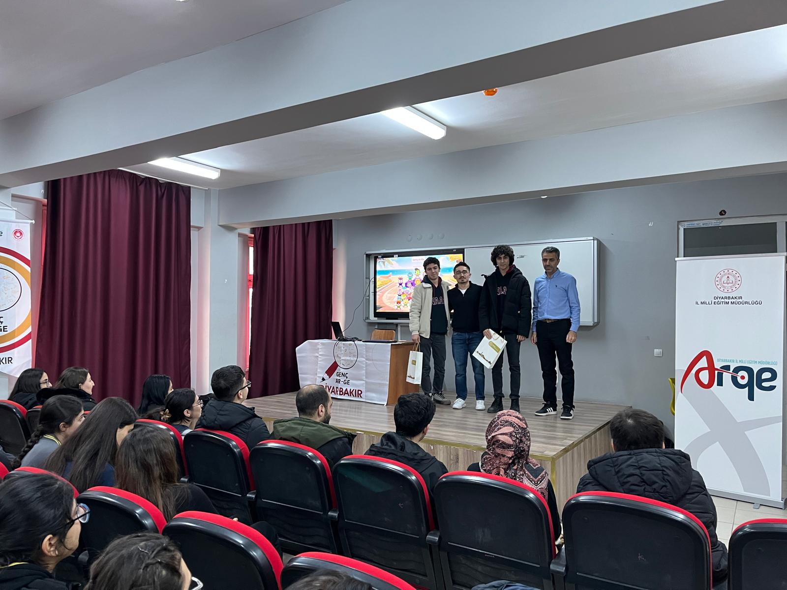 “Mavi-Yeşil Vatan İçin İnovasyon:  Su Verimliliği Mobil Uygulaması Geliştirme Eğitimi”