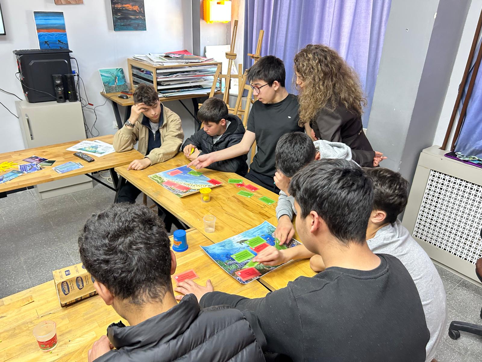 DATÇA GENÇ AR-GE FİKİR ATÖLYESİ ’’Çevre Günü Atık Dönüşüm Projesi’’