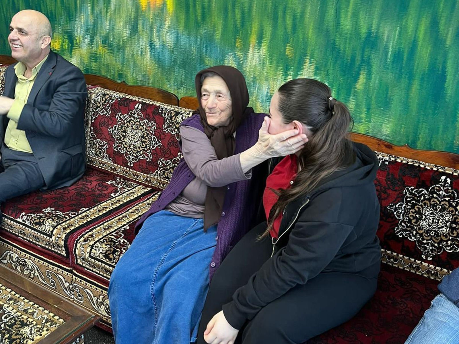 Giresun Atatürk Mesleki ve Teknik Anadolu Lisesi Öğrencilerimizden Huzurevi Ziyareti