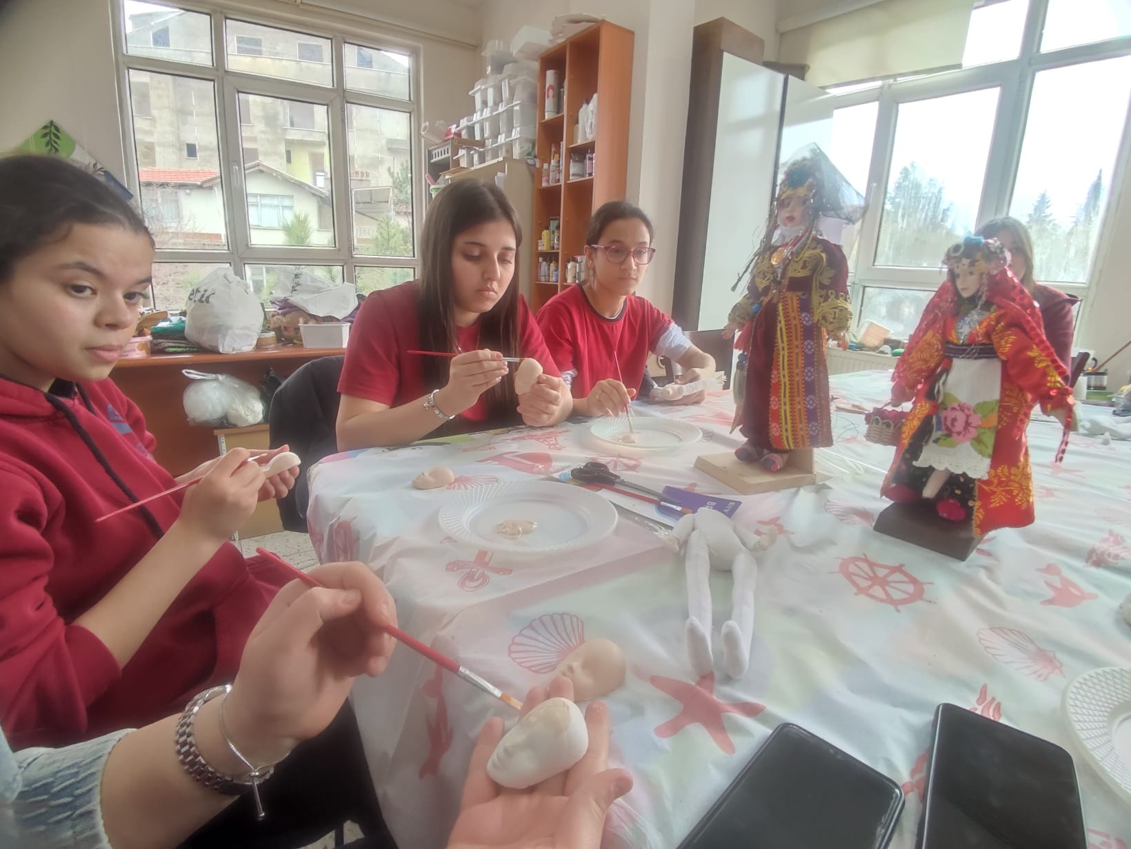 Genç AR-GE Atıktan Sanata Dönüşüm