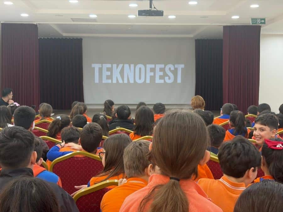 İLİMİZ GENÇ AR-GE'DEN ÖĞRENCİLERİMİZE DENEYAP VE TEKNOFEST BİLGİLENDİRMESİ