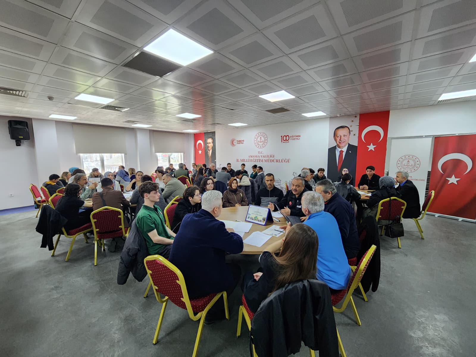 Türkiye Yüzyılı Maarif Modeli: Yeşil Vatan Genç AR-GE Fikir Platformu Çalıştayı