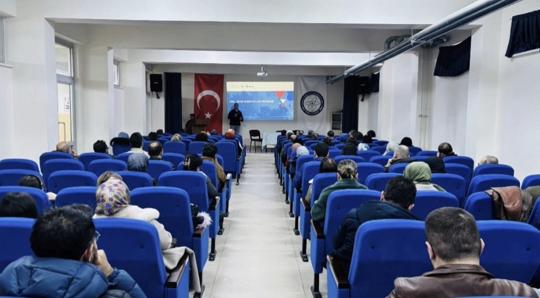 Genç Ar-Ge Faaliyetleri Kapsamında Öğrencilere Yönelik Bilim Olimpiyatları Seminerleri Gerçekleştirildi