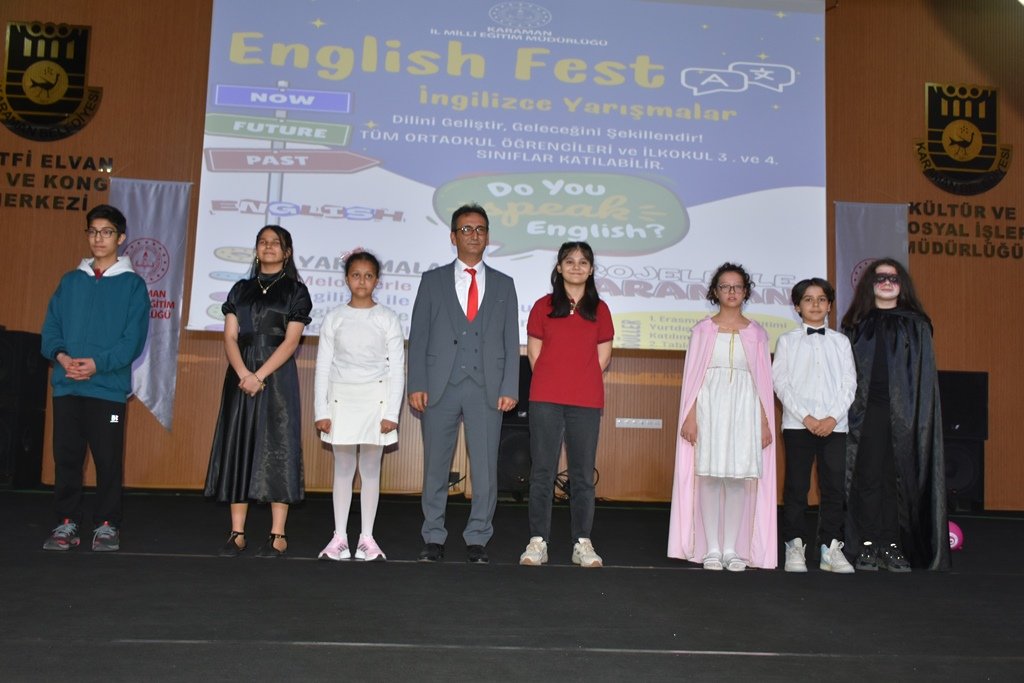 Öğrenciler İngilizceyi Sahneye Taşıdı: Karaman'da English Fest Finali