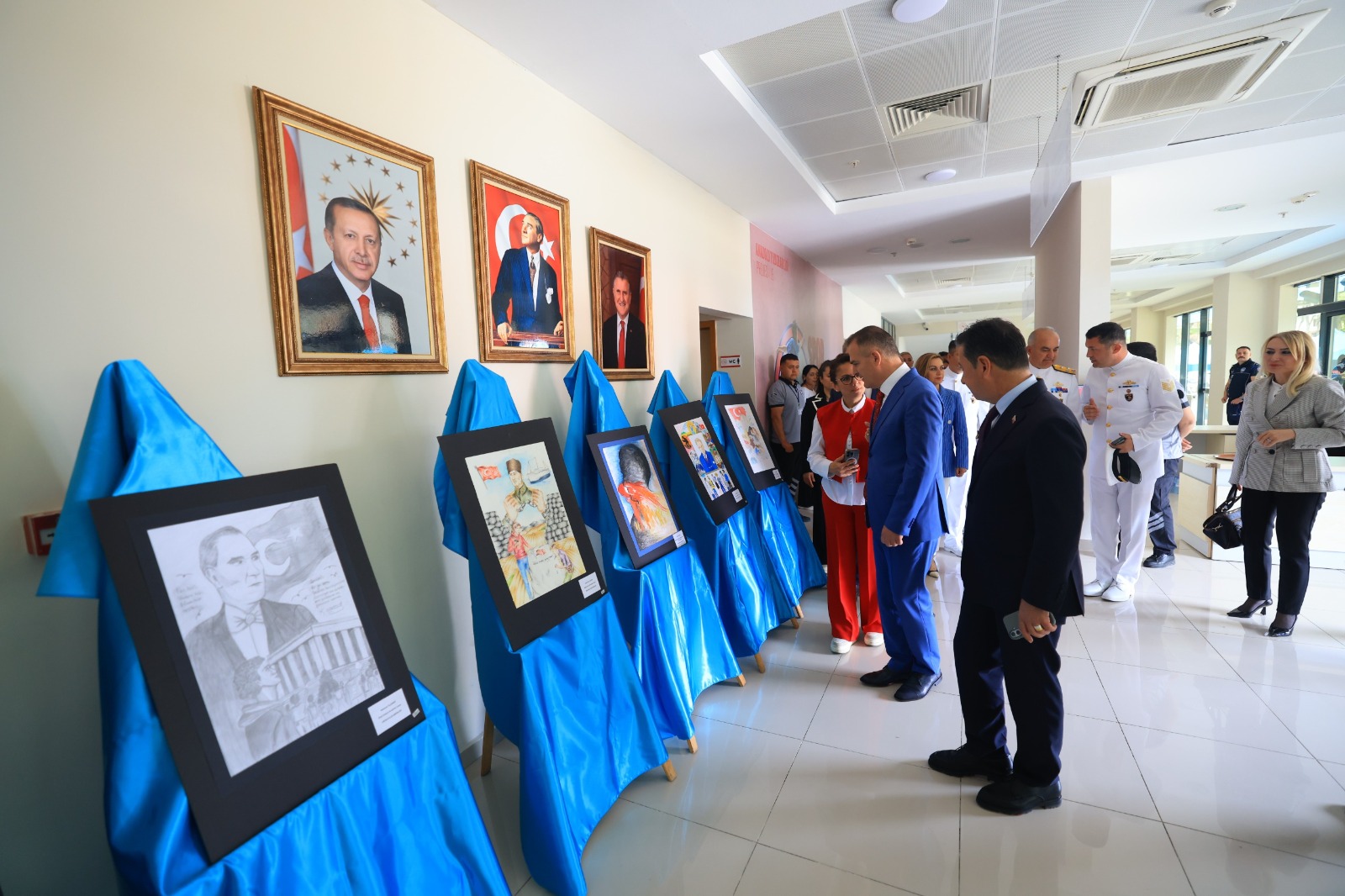 BODRUM GENÇ-ARGE GENÇLERİN GÖZÜNDEN ATATÜRK RESİM SERGİSİ