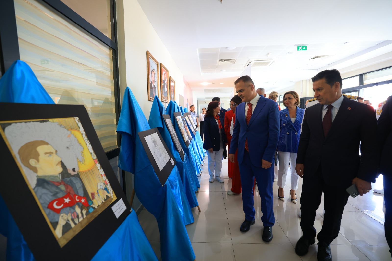 BODRUM GENÇ-ARGE GENÇLERİN GÖZÜNDEN ATATÜRK RESİM SERGİSİ