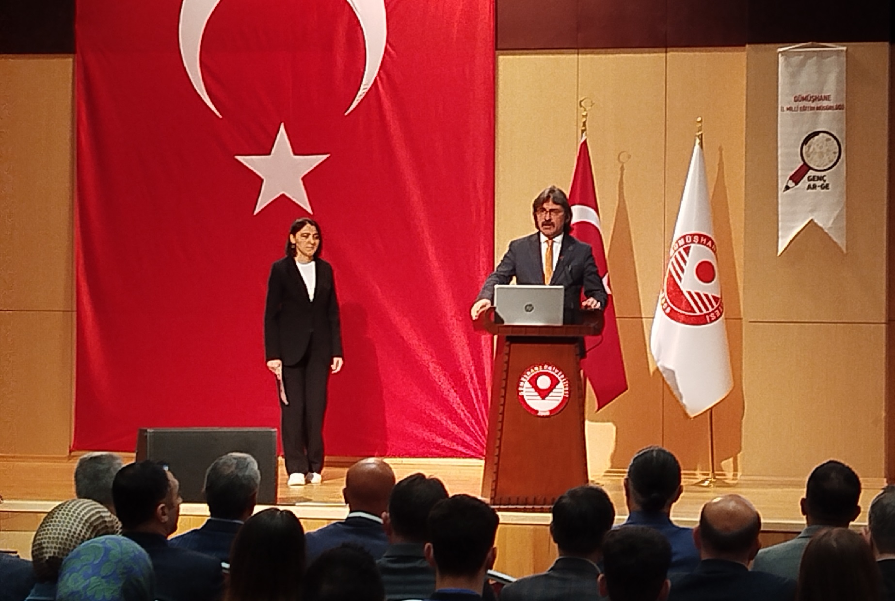 Çevrim İçi Ortamlarda Etik ve Güvenlik Konulu Atölye Çalışmaları Gerçekleştirildi