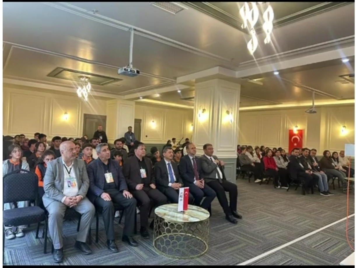 Genç AR-GE Van Buluşmasına katıldık.