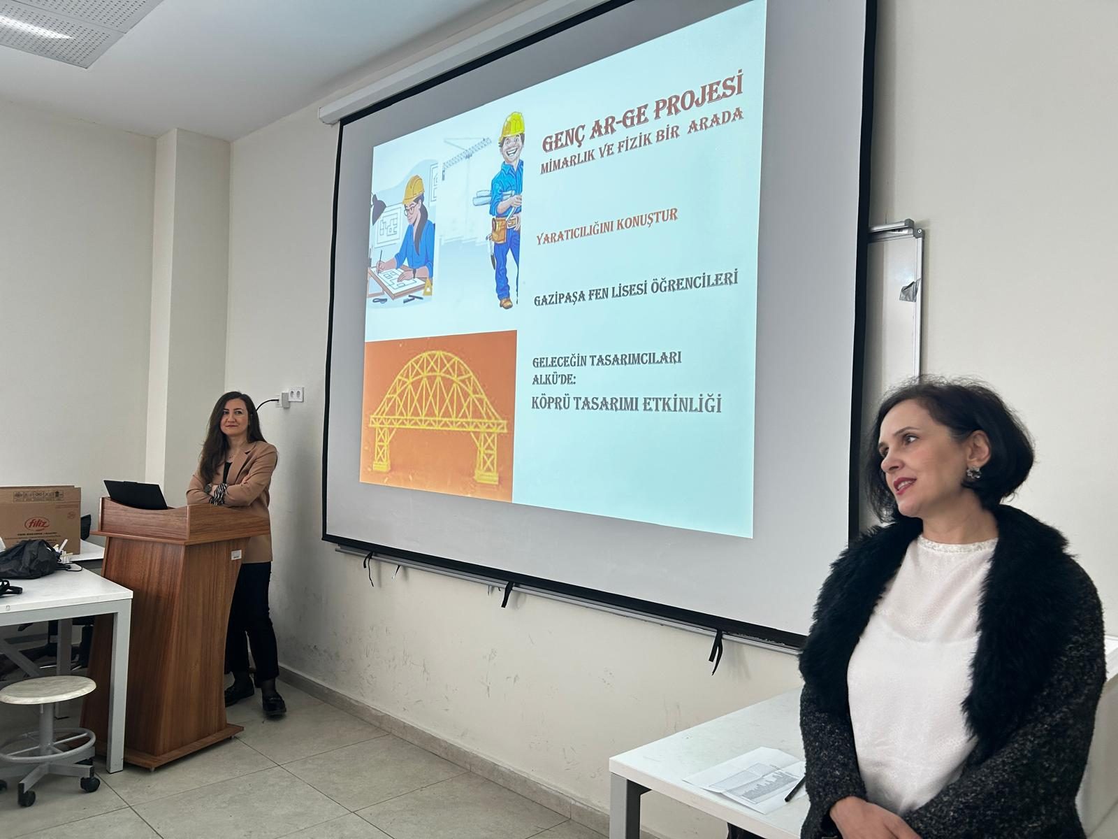Geleceğin Tasarımcıları ALKÜ'de: Köprü Tasarım Atölyesi