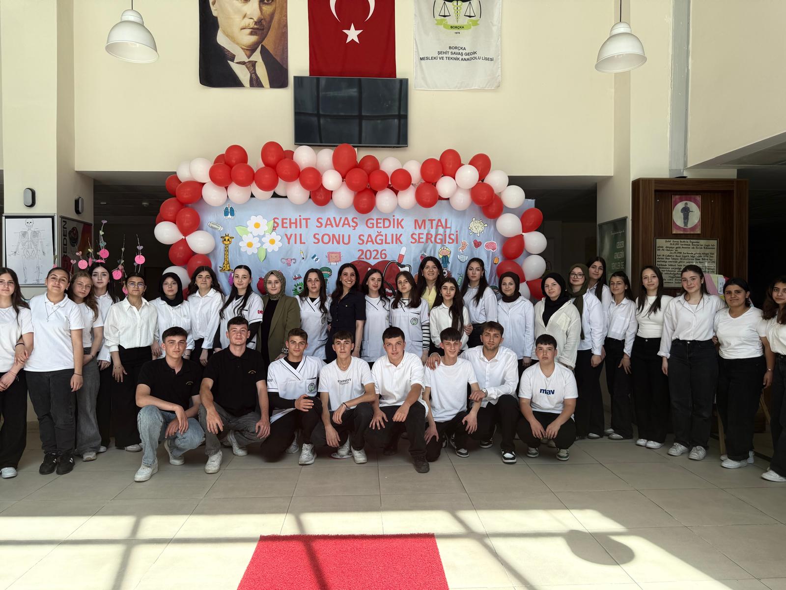 “İÇİMİZDEKİ DÜNYA” SERGİSİ VE KAN BAĞIŞI FARKINDALIĞI