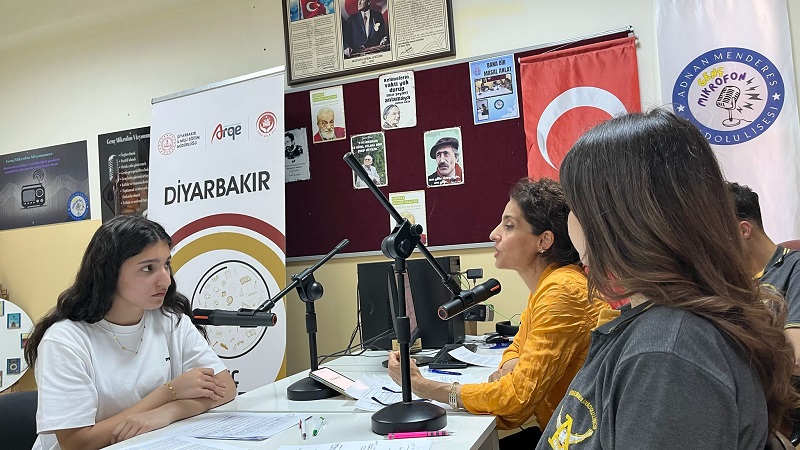 Genç AR-GE’ nin Sesi Genç Mikrofonda Yankılandı