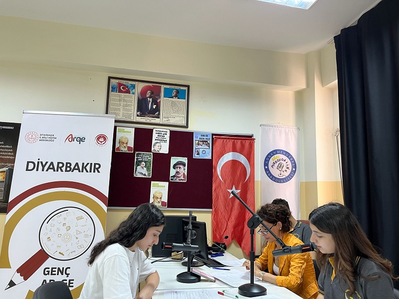 Genç AR-GE’ nin Sesi Genç Mikrofonda Yankılandı