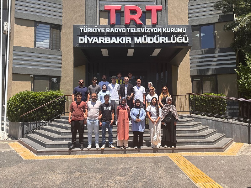Genç AR-GE Ekibi TRT GAP Diyarbakır Radyosu’nda