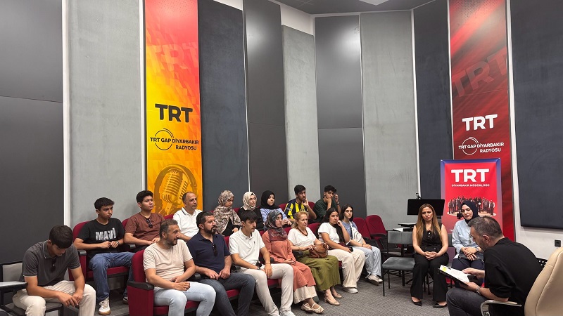 Genç AR-GE Ekibi TRT GAP Diyarbakır Radyosu’nda
