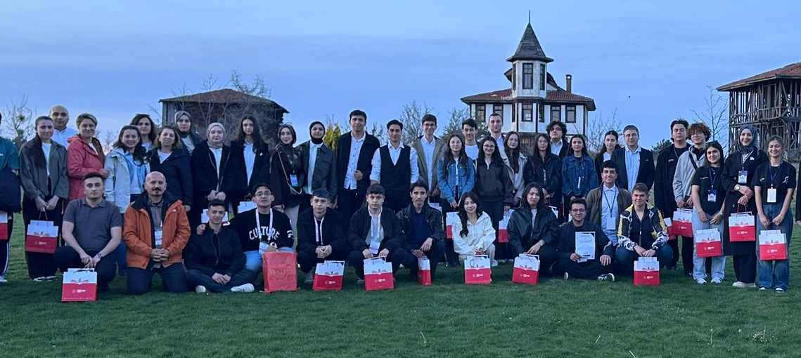 Türkiye Yüzyılı Maarif Modeli Genç ARGE Yeşil Vatan ve Çevre Bilinci Paneli