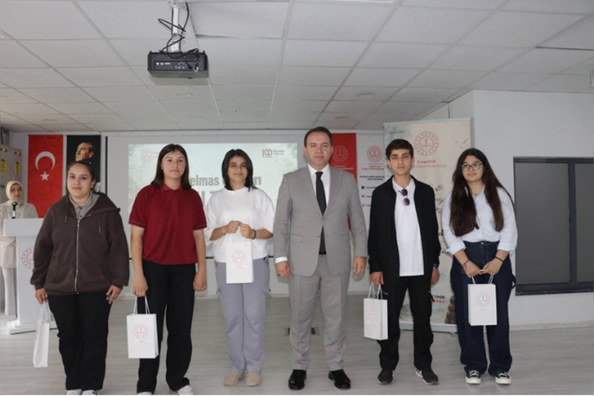 Karaelmas Okurları Kitap Okuma Yarışması