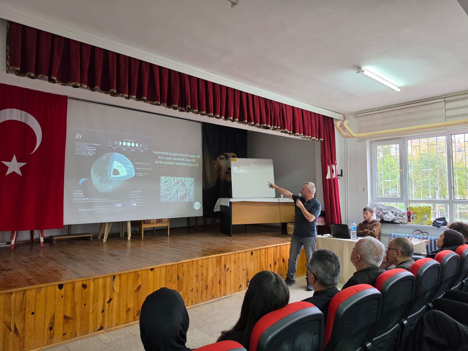 GÖRELE'DE GENÇ AR-GE KAPSAMINDA  ASTRONOMİ SEMİNERLERİ GERÇEKLEŞTİRİLDİ